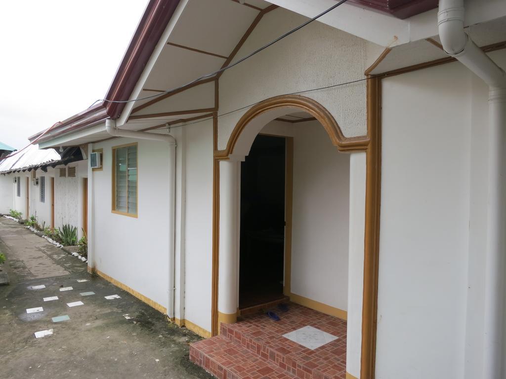 Anilao Scuba Dive Center Hotel Batangas Ngoại thất bức ảnh