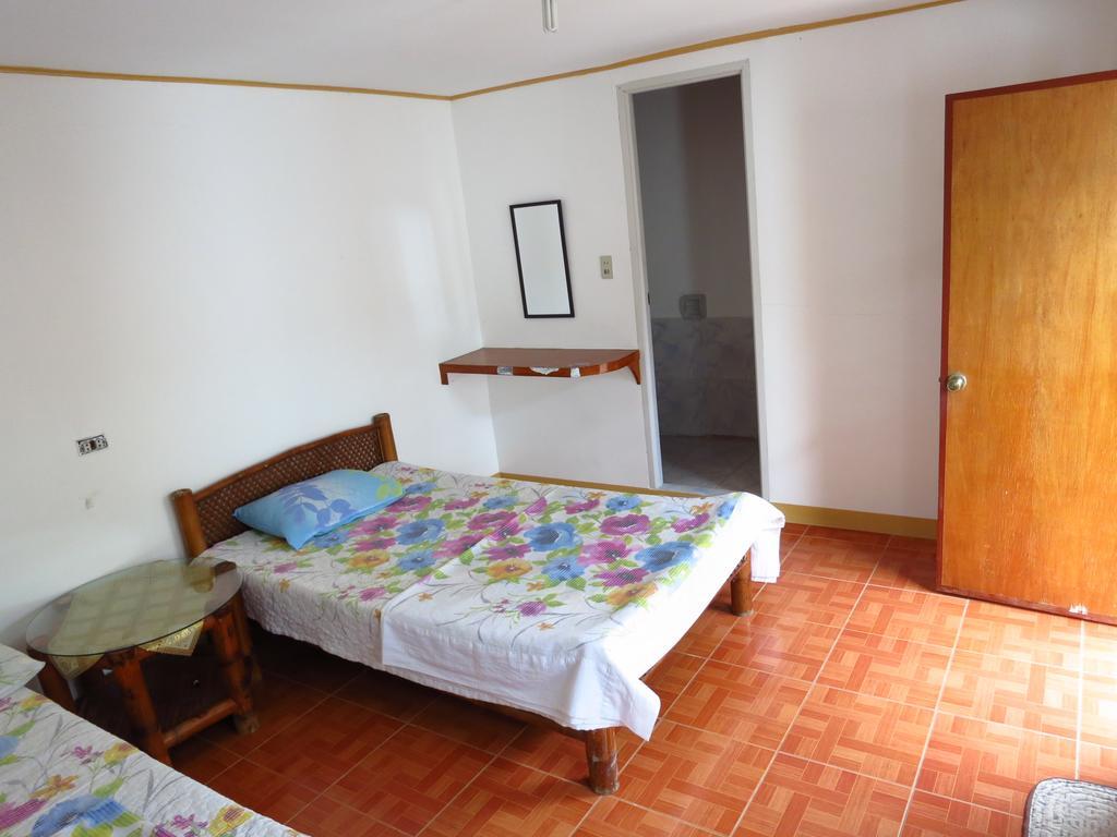 Anilao Scuba Dive Center Hotel Batangas Ngoại thất bức ảnh